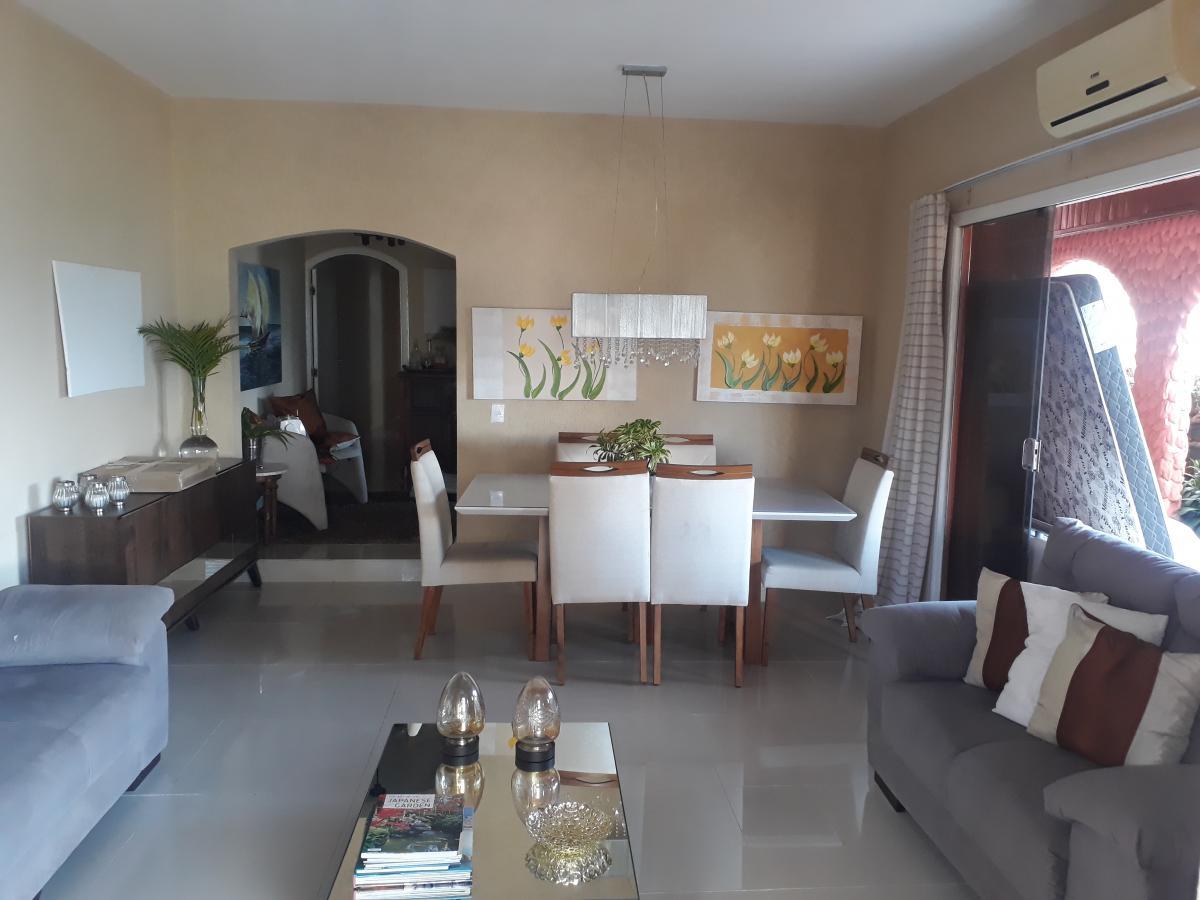 Casa à venda com 5 quartos, 300m² - Foto 3