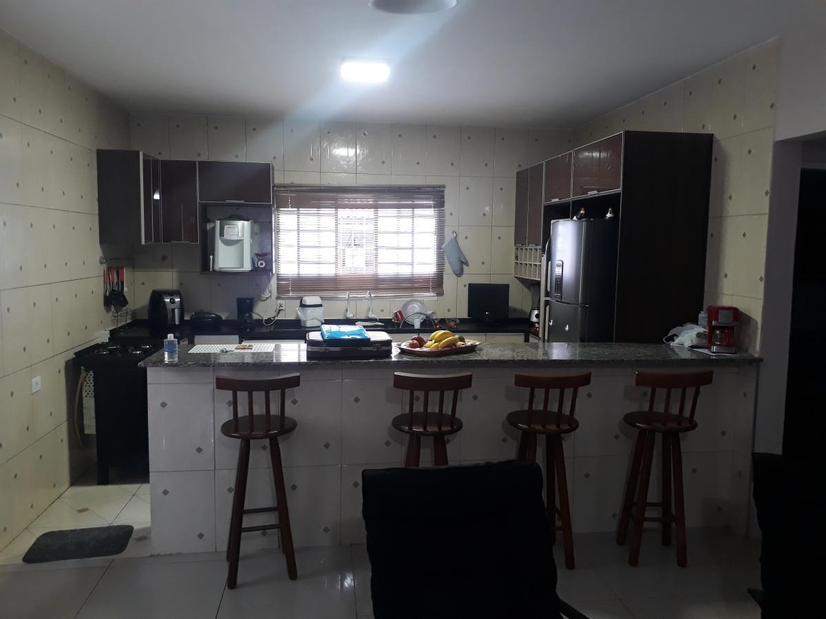 Casa à venda com 4 quartos, 381m² - Foto 13