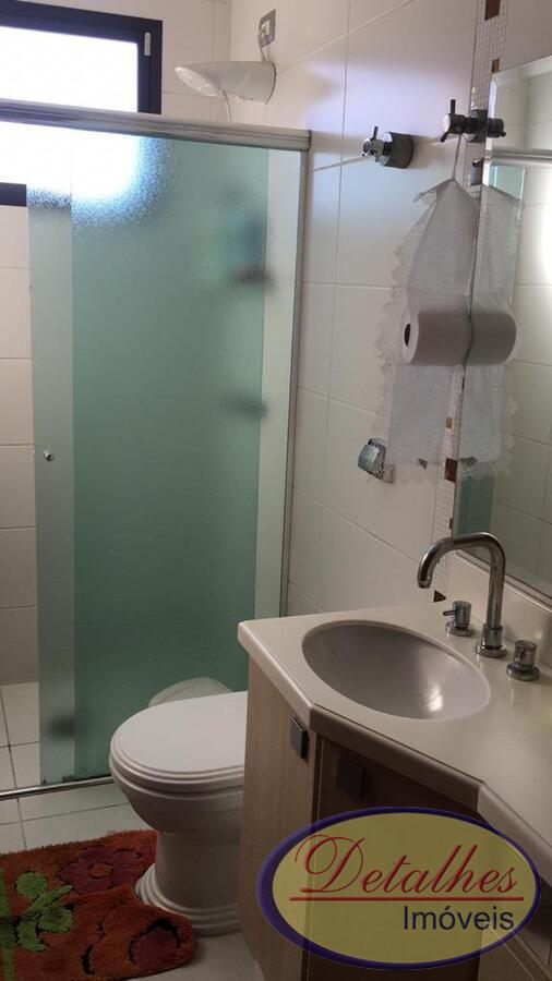 Apartamento à venda com 4 quartos, 180m² - Foto 3