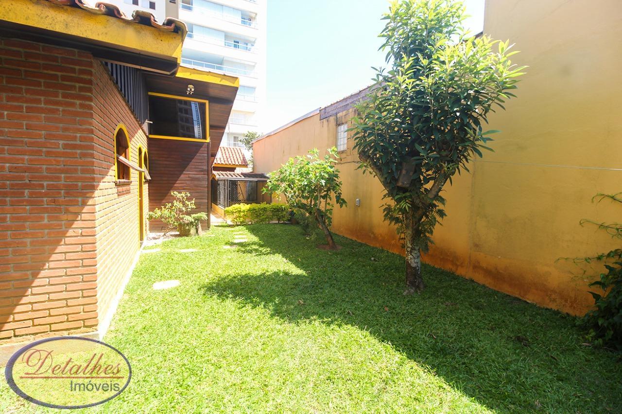 Casa à venda com 3 quartos, 900m² - Foto 23