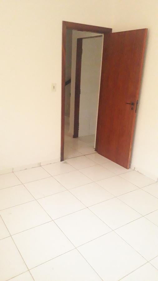 Casa à venda com 3 quartos, 270m² - Foto 5