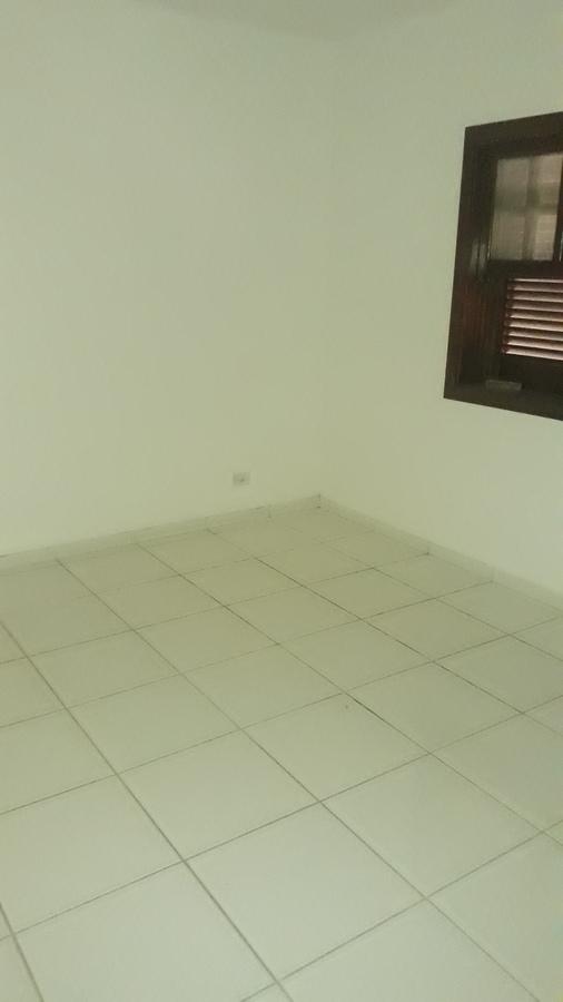 Casa à venda com 3 quartos, 270m² - Foto 9