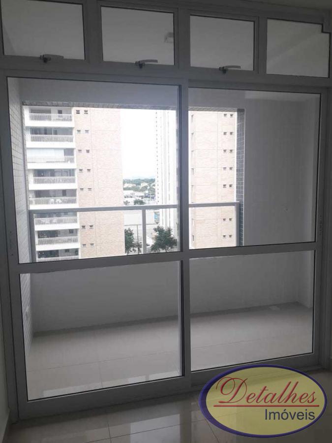 Apartamento à venda com 2 quartos, 82m² - Foto 2