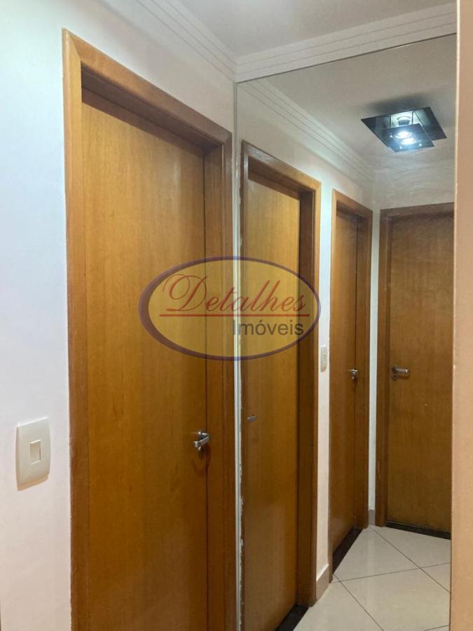 Apartamento à venda com 3 quartos, 94m² - Foto 27