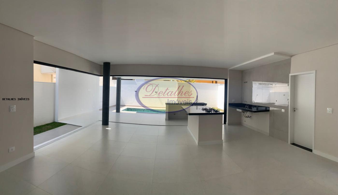 Sobrado à venda com 4 quartos, 270m² - Foto 18