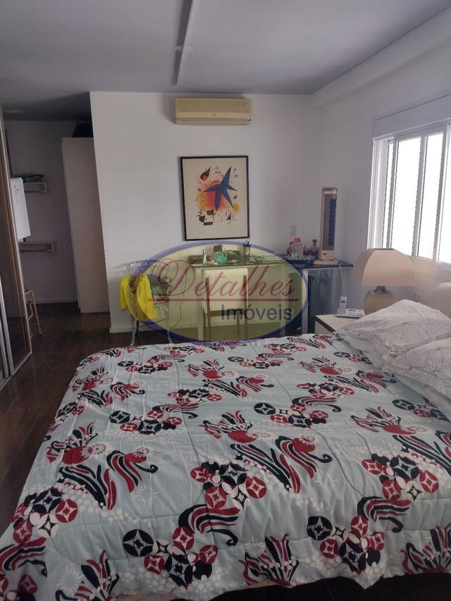 Apartamento à venda com 2 quartos, 130m² - Foto 8