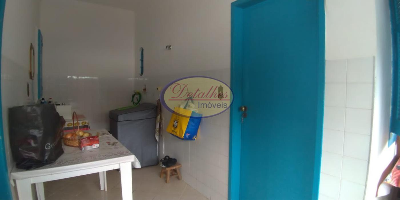 Casa à venda com 3 quartos, 300m² - Foto 15