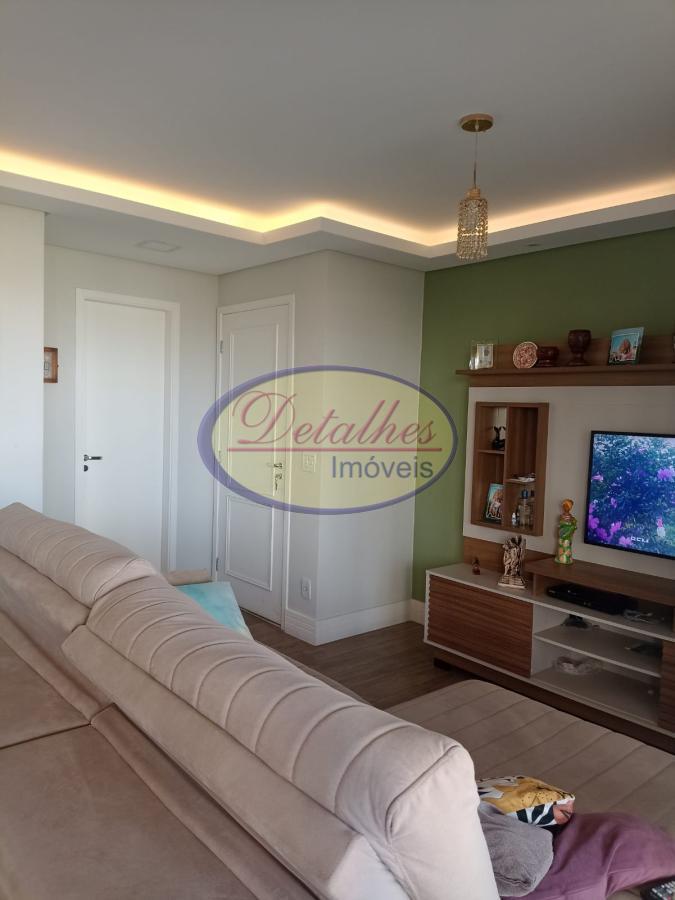 Apartamento à venda com 3 quartos, 119m² - Foto 1