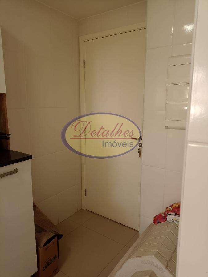 Apartamento à venda com 3 quartos, 119m² - Foto 17