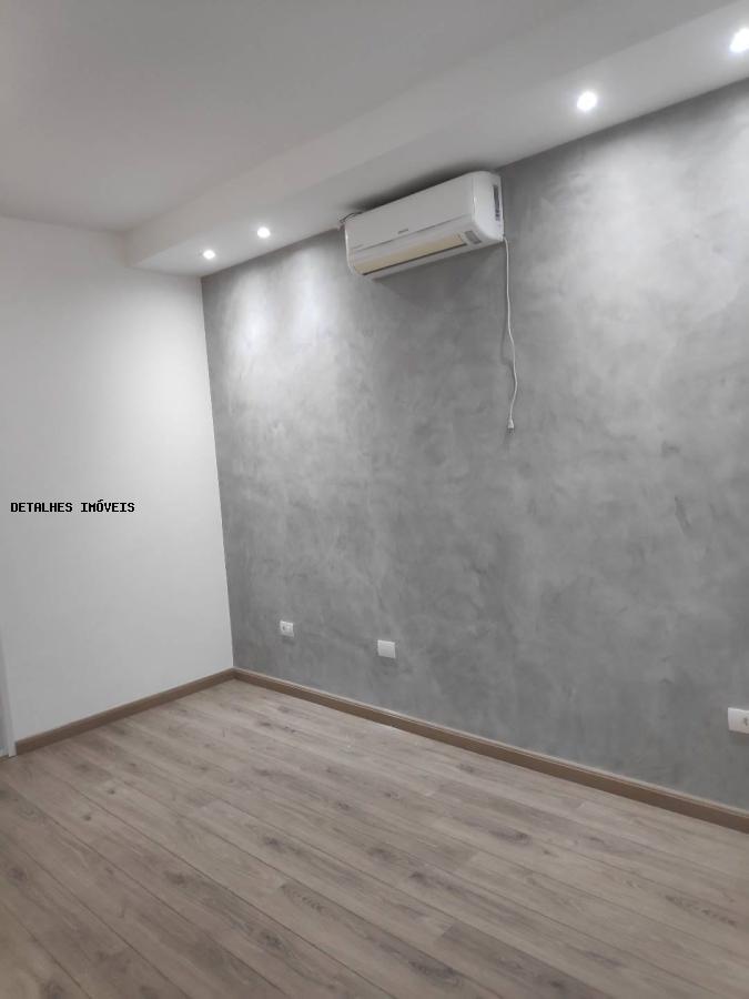 Casa à venda com 3 quartos, 300m² - Foto 49