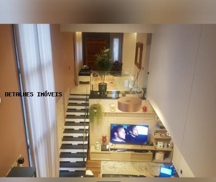 Casa à venda com 4 quartos, 330m² - Foto 9