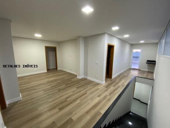 Casa à venda com 3 quartos, 450m² - Foto 3