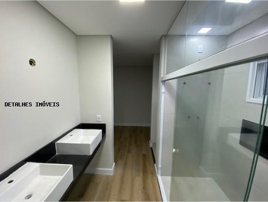 Casa à venda com 3 quartos, 450m² - Foto 6