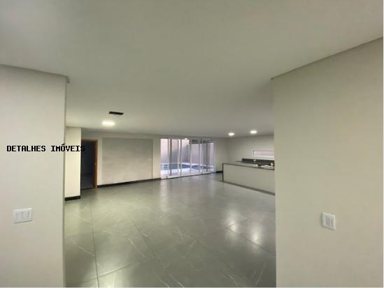 Casa à venda com 3 quartos, 450m² - Foto 12