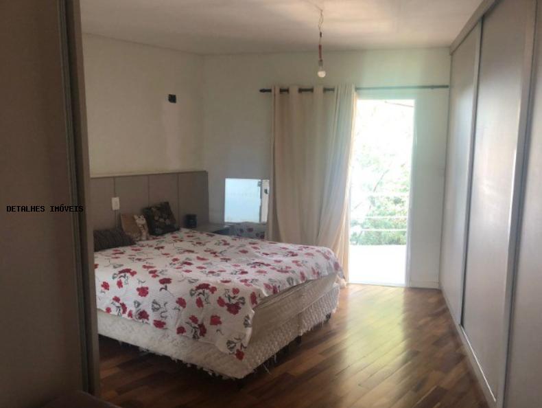 Casa à venda com 5 quartos, 339m² - Foto 8