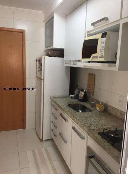 Apartamento à venda com 3 quartos, 77m² - Foto 16