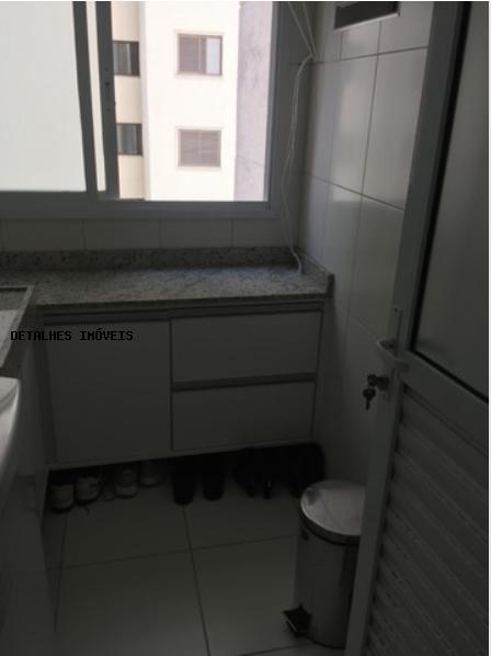 Apartamento à venda com 3 quartos, 77m² - Foto 18