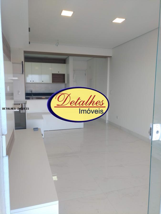 Apartamento à venda com 2 quartos, 74m² - Foto 7