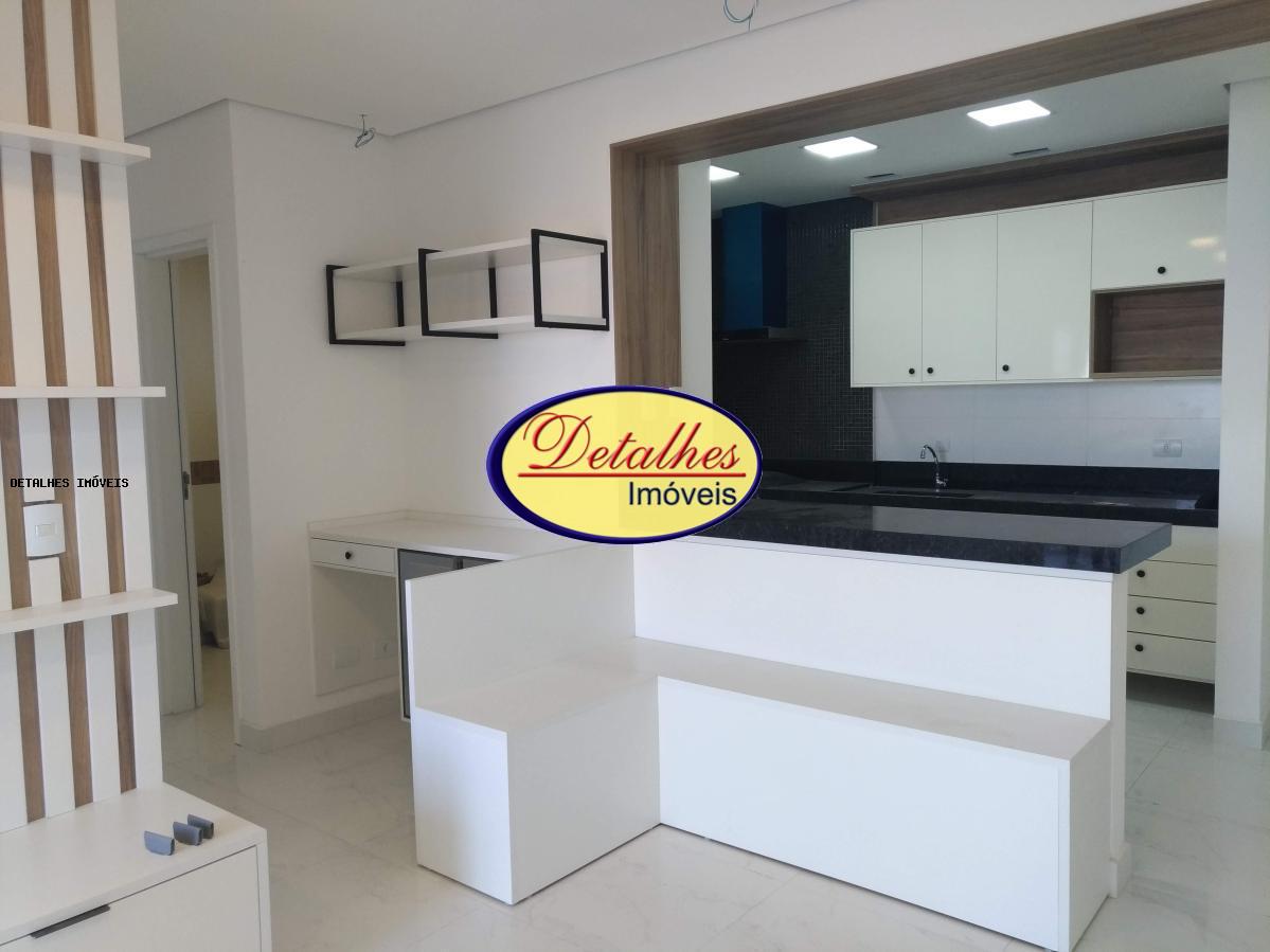 Apartamento à venda com 2 quartos, 74m² - Foto 13