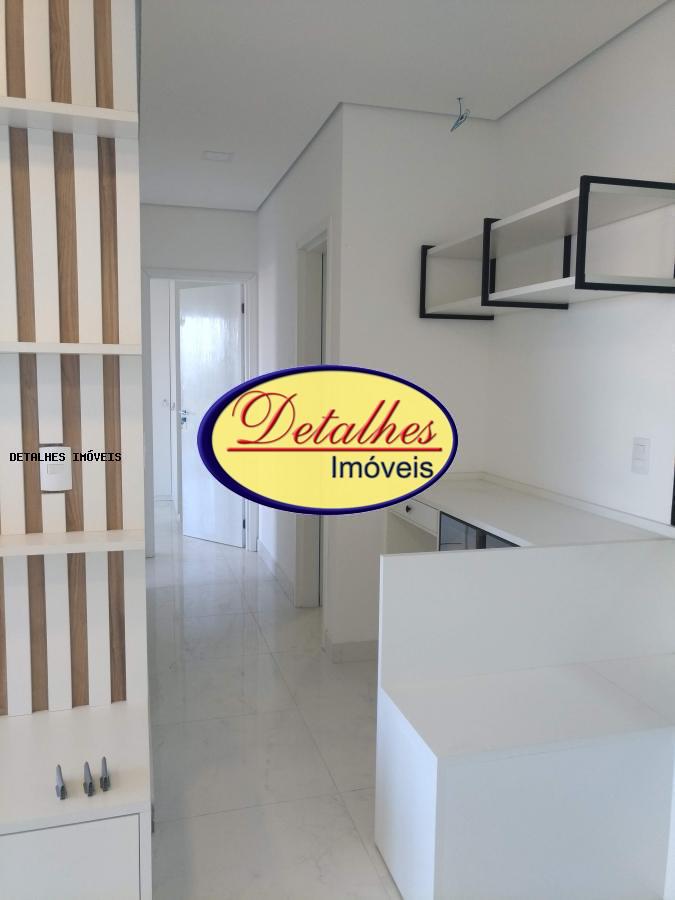 Apartamento à venda com 2 quartos, 74m² - Foto 14