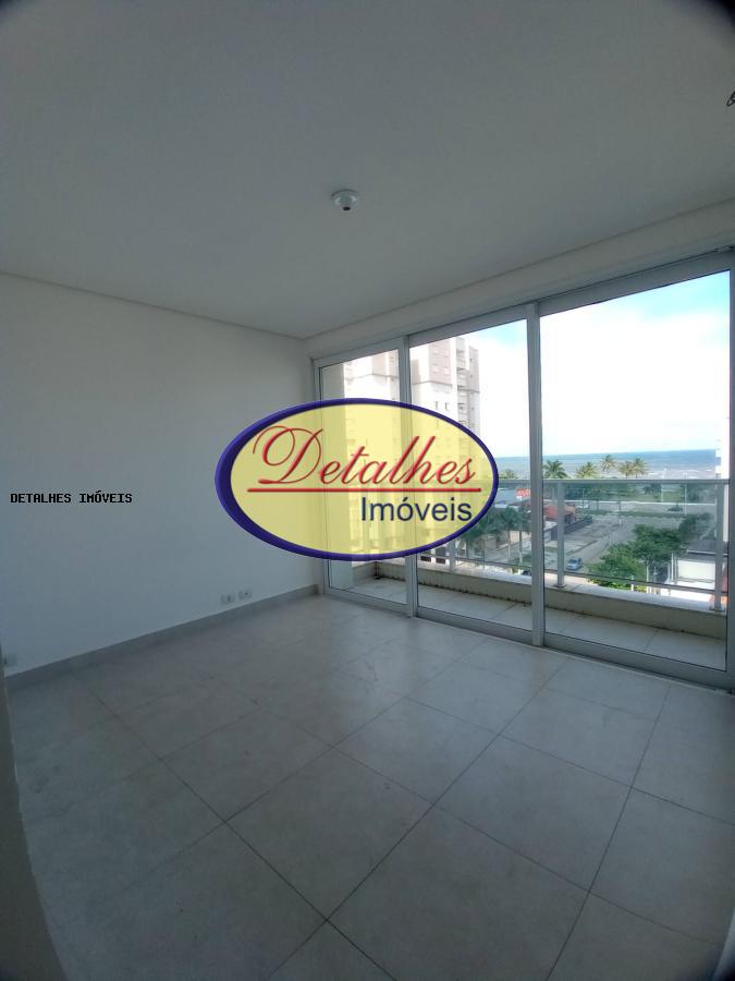 Apartamento à venda com 3 quartos, 130m² - Foto 3