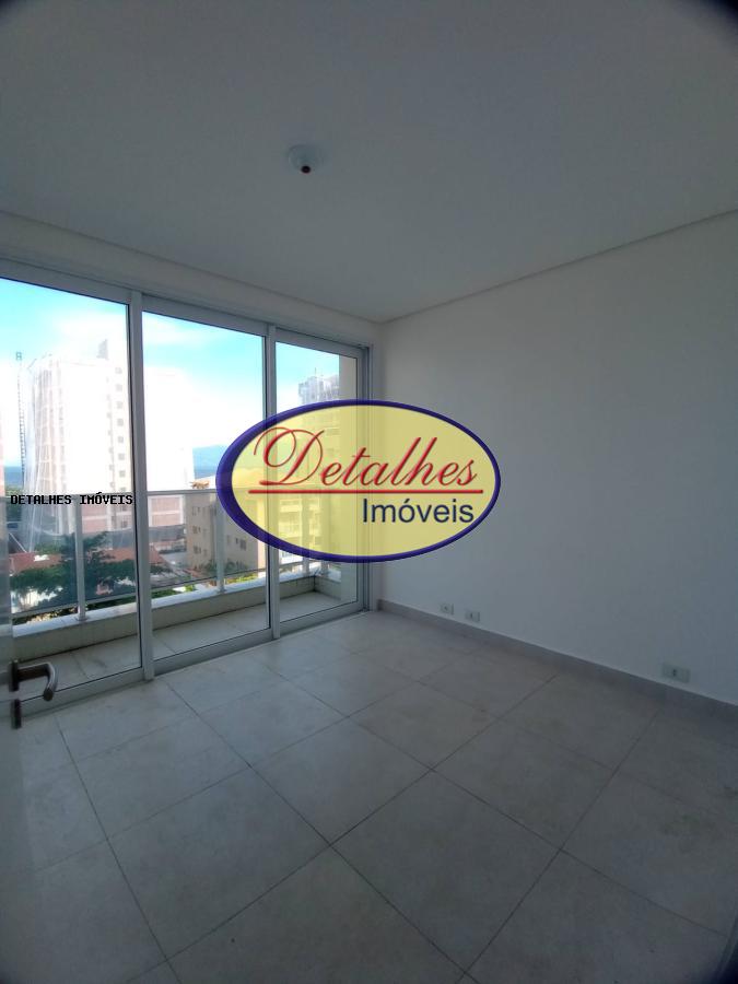 Apartamento à venda com 3 quartos, 130m² - Foto 4