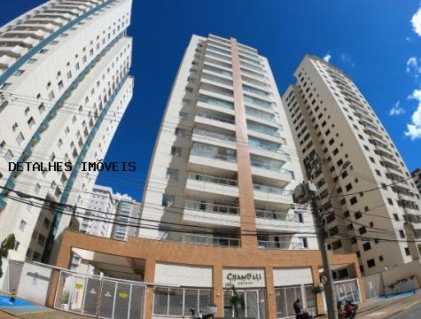 Apartamento à venda com 3 quartos, 83m² - Foto 1