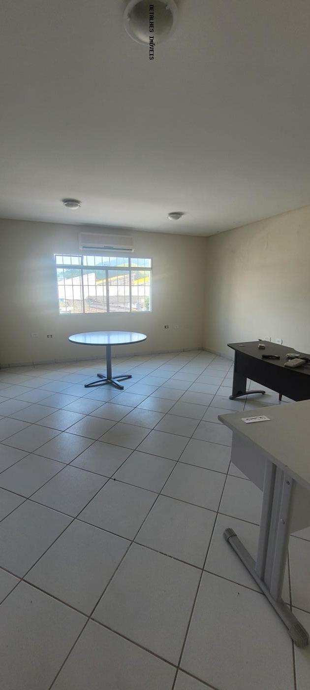 Depósito-Galpão-Armazém à venda com 1 quarto, 300m² - Foto 3