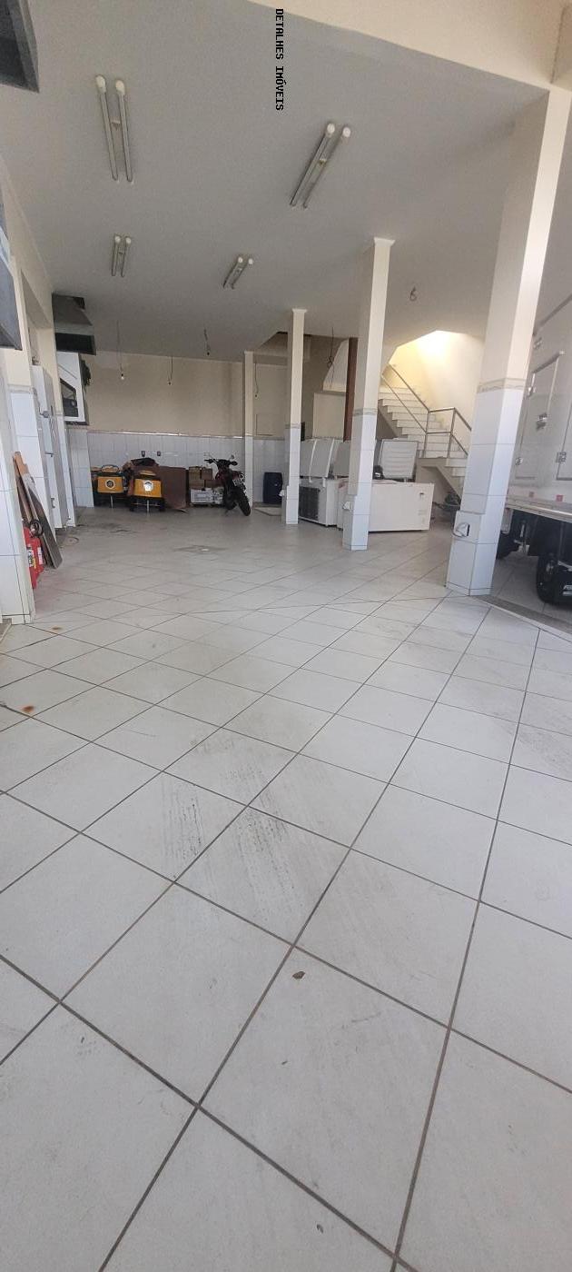 Depósito-Galpão-Armazém à venda com 1 quarto, 300m² - Foto 11