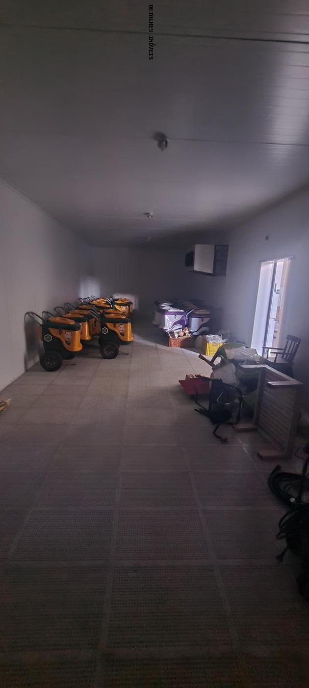 Depósito-Galpão-Armazém à venda com 1 quarto, 300m² - Foto 15