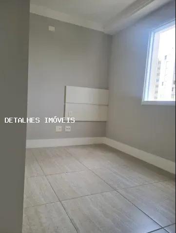 Apartamento à venda com 3 quartos, 133m² - Foto 13