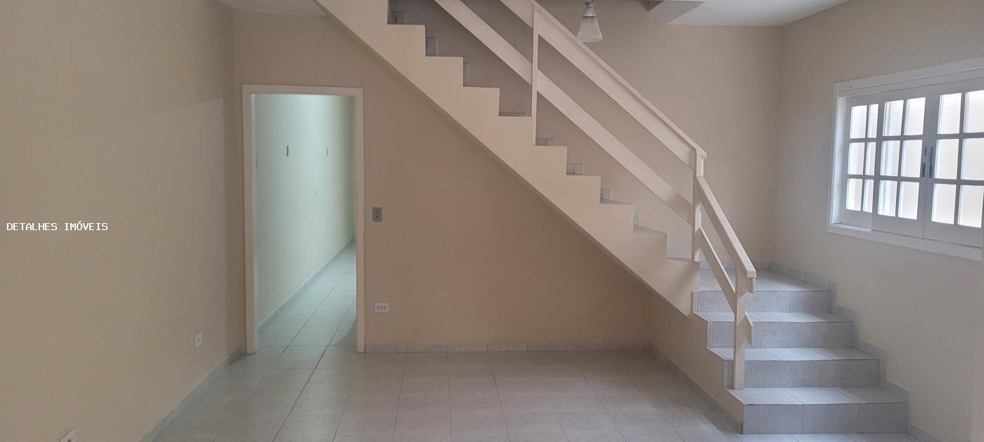 Sobrado à venda com 3 quartos, 150m² - Foto 8