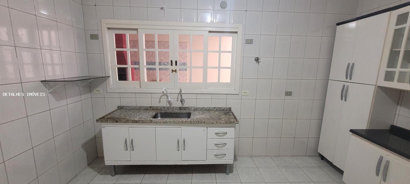 Sobrado à venda com 3 quartos, 150m² - Foto 10