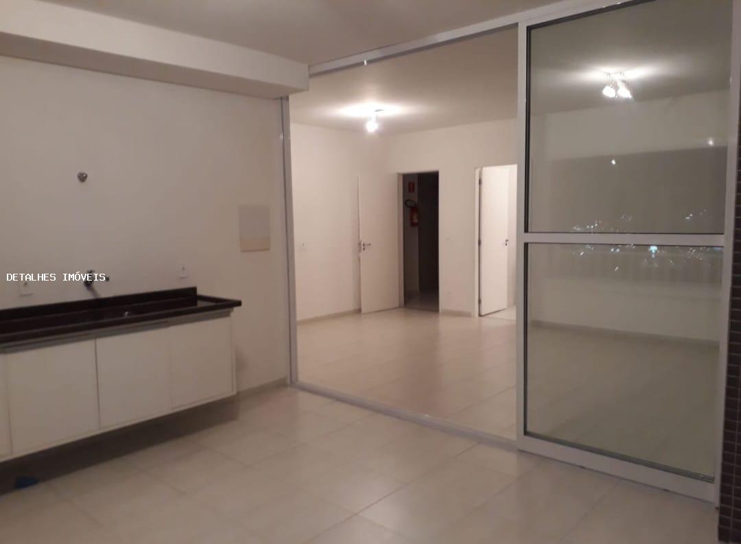 Apartamento para alugar com 2 quartos, 84m² - Foto 6