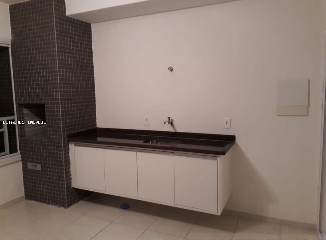 Apartamento para alugar com 2 quartos, 84m² - Foto 5