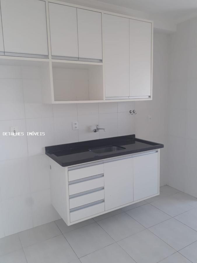 Apartamento para alugar com 2 quartos, 84m² - Foto 22