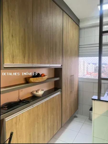 Apartamento à venda com 3 quartos, 81m² - Foto 11