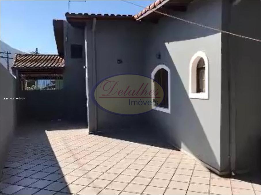 Casa à venda com 3 quartos, 313m² - Foto 16