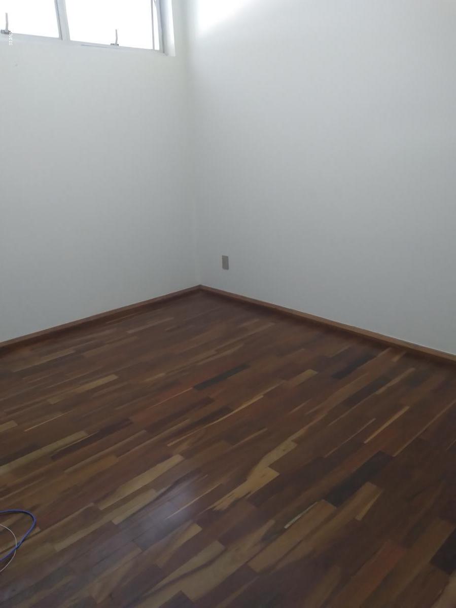 Apartamento para alugar com 4 quartos, 330m² - Foto 18