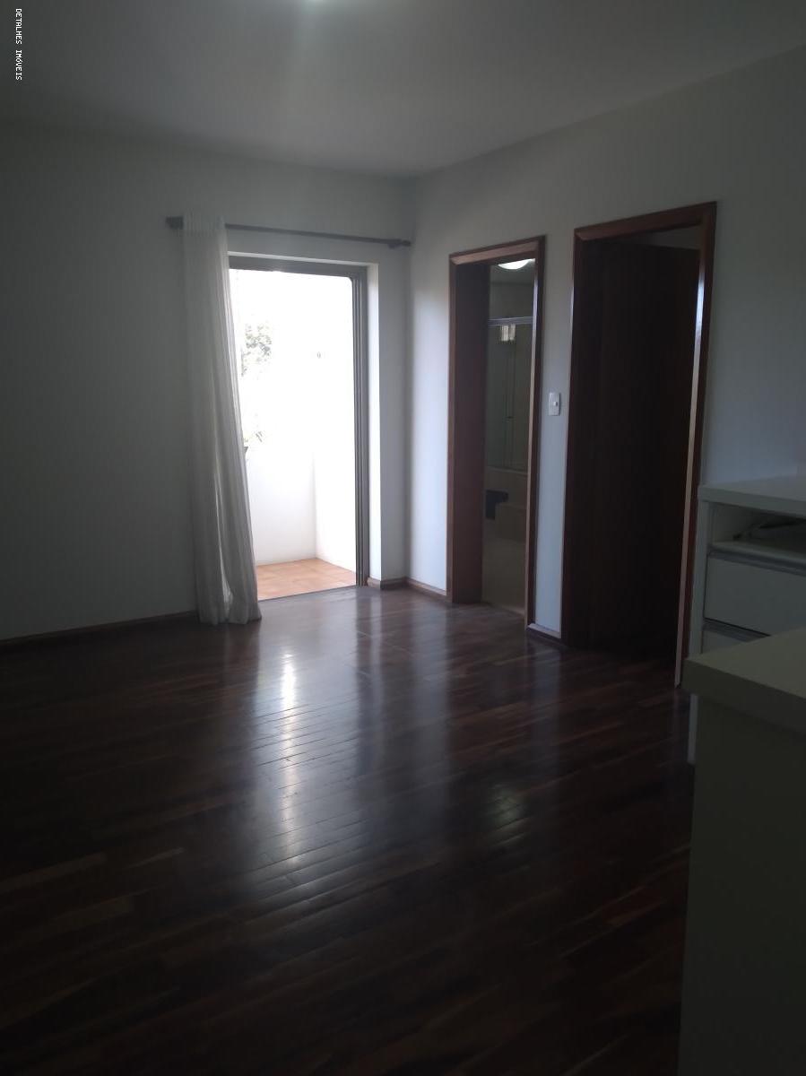 Apartamento para alugar com 4 quartos, 330m² - Foto 24