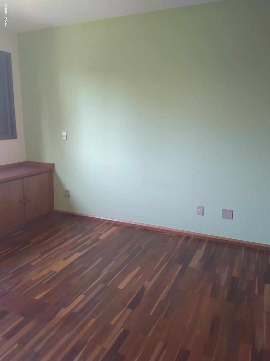 Apartamento para alugar com 4 quartos, 330m² - Foto 36