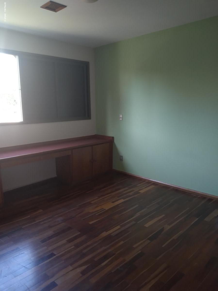 Apartamento para alugar com 4 quartos, 330m² - Foto 38