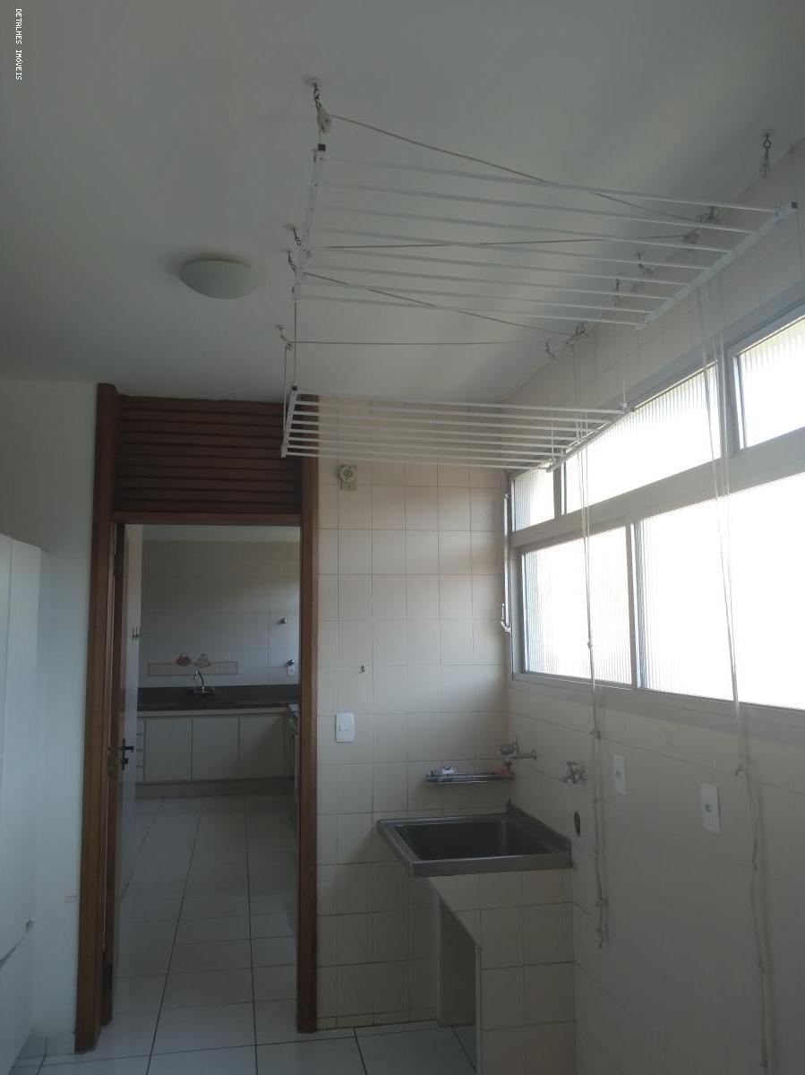 Apartamento para alugar com 4 quartos, 330m² - Foto 42