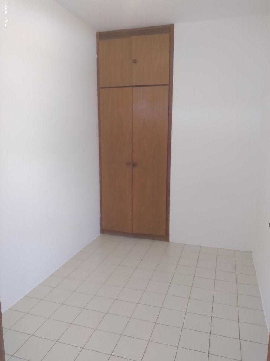 Apartamento para alugar com 4 quartos, 330m² - Foto 44