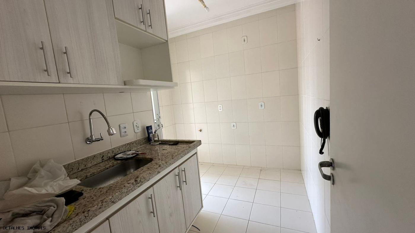 Apartamento para alugar com 2 quartos, 68m² - Foto 16