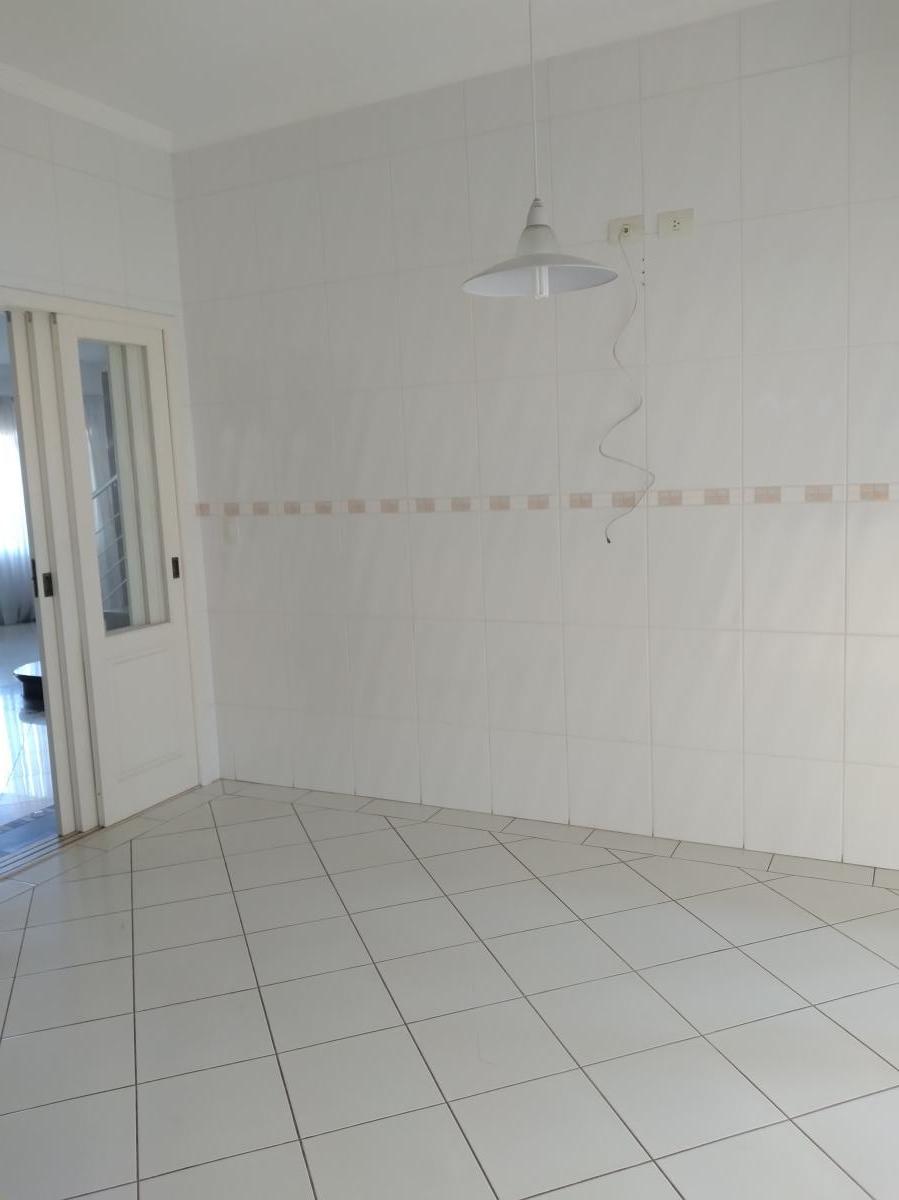 Casa à venda com 4 quartos, 360m² - Foto 25