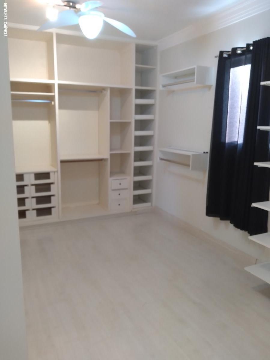 Casa à venda com 5 quartos, 330m² - Foto 26