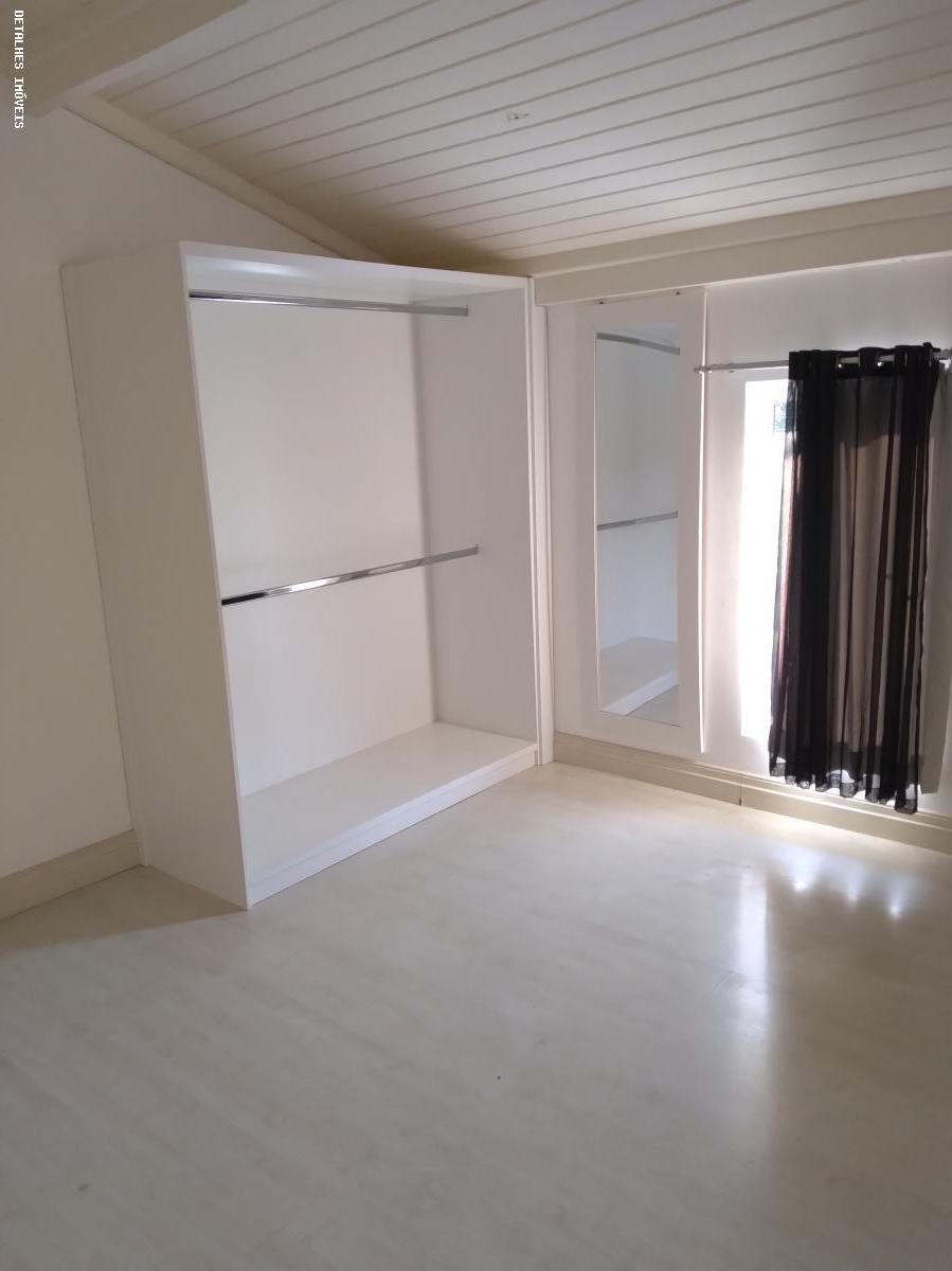 Casa à venda com 5 quartos, 330m² - Foto 36