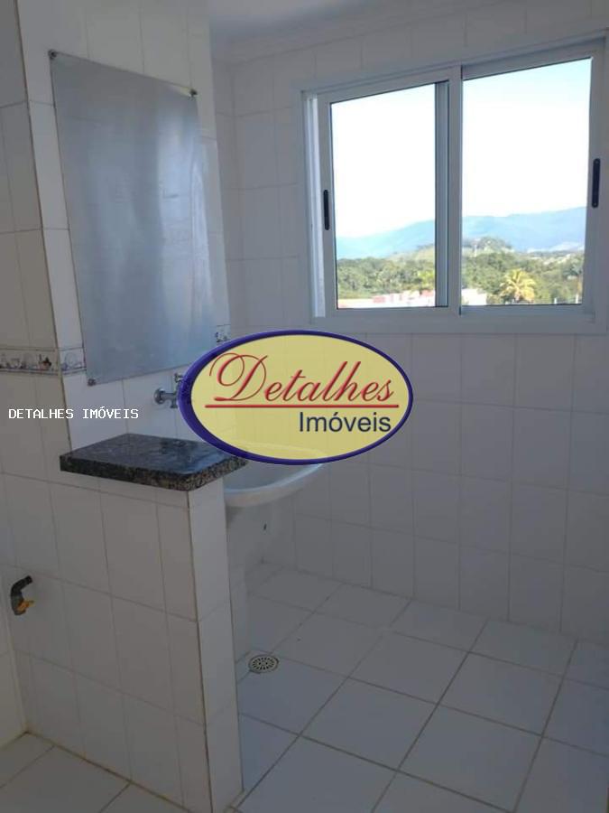 Apartamento para alugar com 4 quartos, 180m² - Foto 10