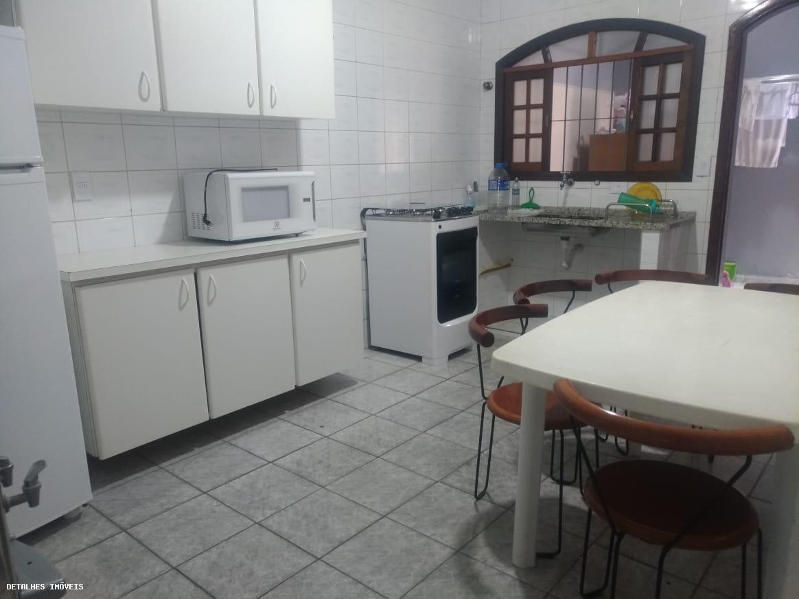 Casa à venda com 3 quartos, 313m² - Foto 25